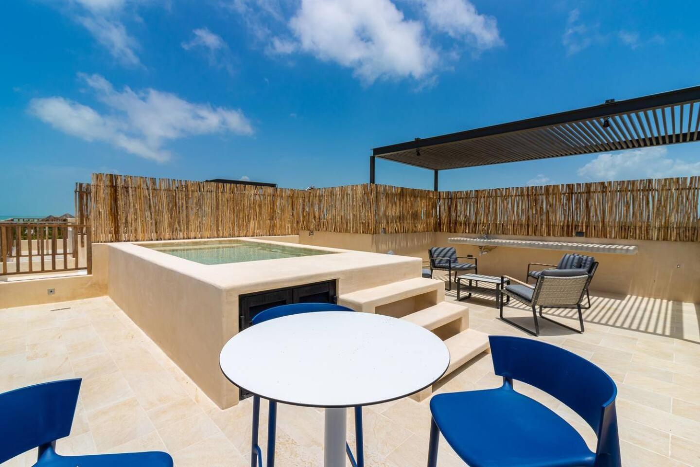 Penthouse Con Alberca Privada Y Hermosas Vistas Al Mar - A301 Остров Холбокс Экстерьер фото